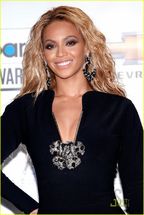 2011 Billboard Music Awards - Press Room