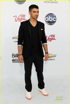 2011 Billboard Music Awards - Arrivals