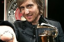 La multi ani, David Guetta si Giulia!