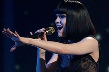 Jessie J, Olly Murs live la X Factor UK