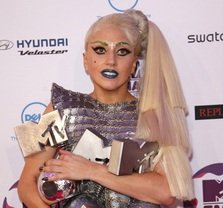 Lady Gaga - Marry the Night live la X Factor UK