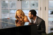 Mariah Carey feat John Legend - When Christmas Comes (piesa de Craciun)