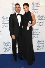 Victoria Beckham - designerul britanic al anului 2011