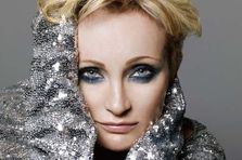 La Multi Ani, Patricia Kaas si Keri Hilson!