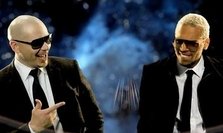 Pitbull feat Chris Brown - International Love (videoclip)