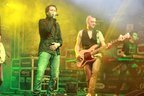 Imnul Liberty Parade 2011: Keo vs Vali Barbulescu - Everybody Party
