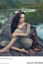 Angelina Jolie in campania Louis Vuitton