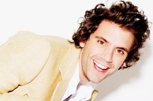 Remember: MIKA vine la B'ESTFEST