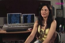 Urban Studio, ep. 9 - Raluka - Out of your business