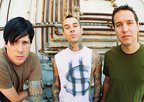Noul album Blink-182 se va numi "Neighborhoods"!