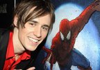 Reeve Carney - "Rise Above 1" feat. Bono & The Edge (videoclip)