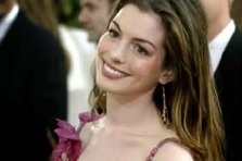 Anne Hathaway juca in reclame la 14 ani