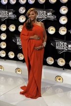 MTV VMA 2011: cine ce a purtat