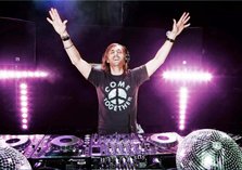 David Guetta - "Night of Your Life" feat. Jennifer Hudson (single)