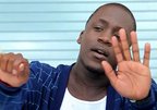 Iyaz - "Pretty Girls" feat. Travis McCoy (videoclip)