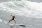 Poza zilei: Lady Gaga face surfing