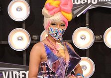MTV VMA 2011: Poze de pe covorul rosu!