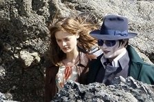 Primele poze cu Johnny Depp in Dark Shadows