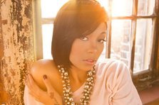 Monica - "Anything (To Find You)" feat. Rick Ross (videoclip)