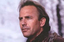 La multi ani Kevin Costner!