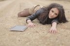 Lorana - Take Me To the Other Side (premiera videoclip)