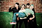 Red Hot Chili Peppers - Look Around (Videoclip)