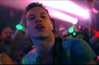 Coldplay - Charlie Brown (videoclip)