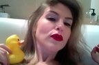 Corina lupta impotriva miscarii duck face