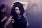 Poza zilei: Ellie White la filmarile clipului Sete de noi