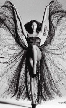 Naomi Campbell in rol de Tina Turner