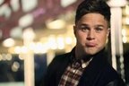 Olly Murs alearga dupa fete in clipul Oh My Goodness