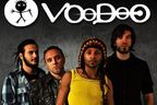Voodoo canta in deschidere pentru Iris in Jukebox Venue