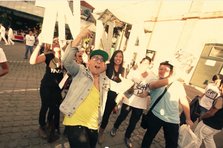 Antonia si Inna isterizeaza fanii din strainatate (Video)