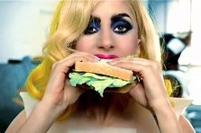 Poza zilei: Lady Gaga fara machiaj