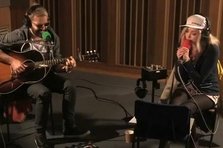The Ting Tings canta un cover dupa Lana del Rey