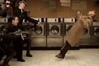 Simon Pegg este bantuit de un arici in "A fantastic fear for everything" (trailer)
