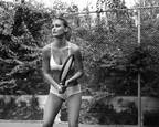 Bar Rafaeli joaca tenis in lenjerie intima