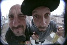 Maine: Bitza lanseaza videoclipul Nopti albe pentru zile negre in premiera aici!