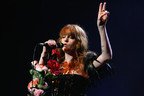 Vezi LIVE concertul Florence & The Machine de la Albert Hall!