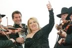 Viorica si Ionita din Clejani deschid Romanian Music Awards 2012!