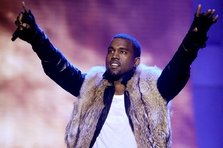 Kanye West feat Bon Iver - Lost in the World (videoclip)