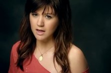 Kelly Clarkson - Dark Side (videoclip)