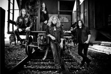 Castiga o invitatie dubla la concertul Megadeth!