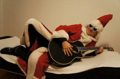 Urarile de craciun ale celor mai populari dj-i din lume Urarile de Craciun ale celor mai populari DJ-i din lume