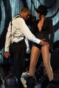 Rihanna & Chris Brown VMA performance