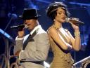 Rihanna & Ne-Yo @ AMA 01