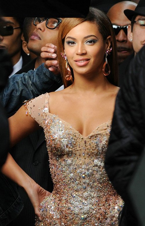 beyonce-knowles-iam-389-8