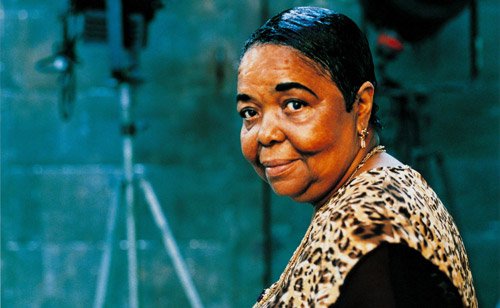 cesaria2006_08_150dpi cesaria2006_08_150dpi