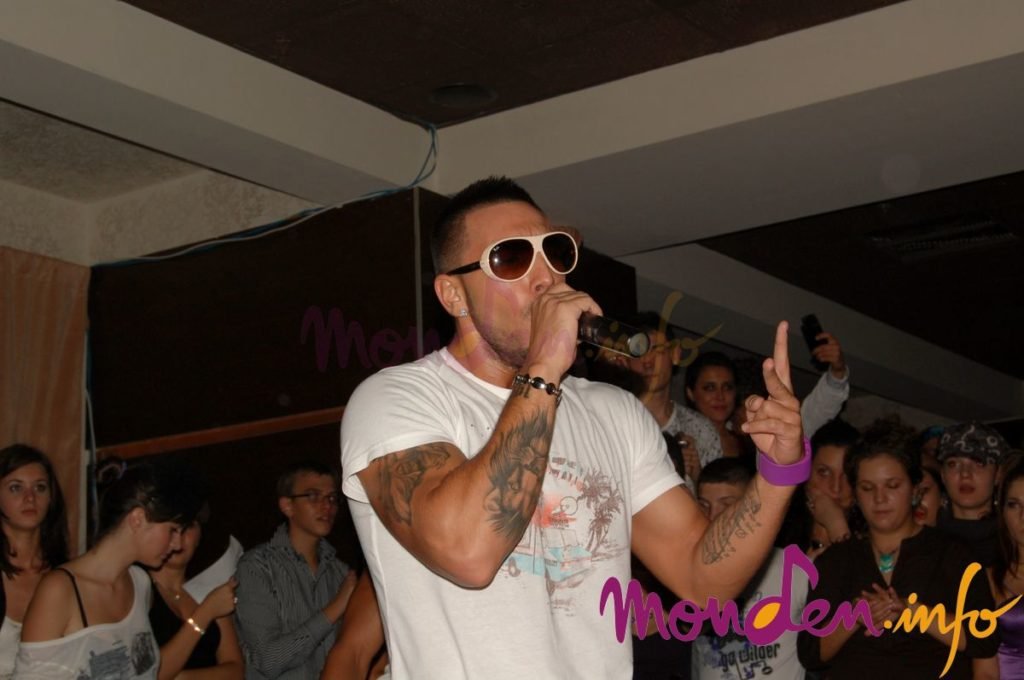 bal-alex-metropolis-49 bal-alex-metropolis-49
