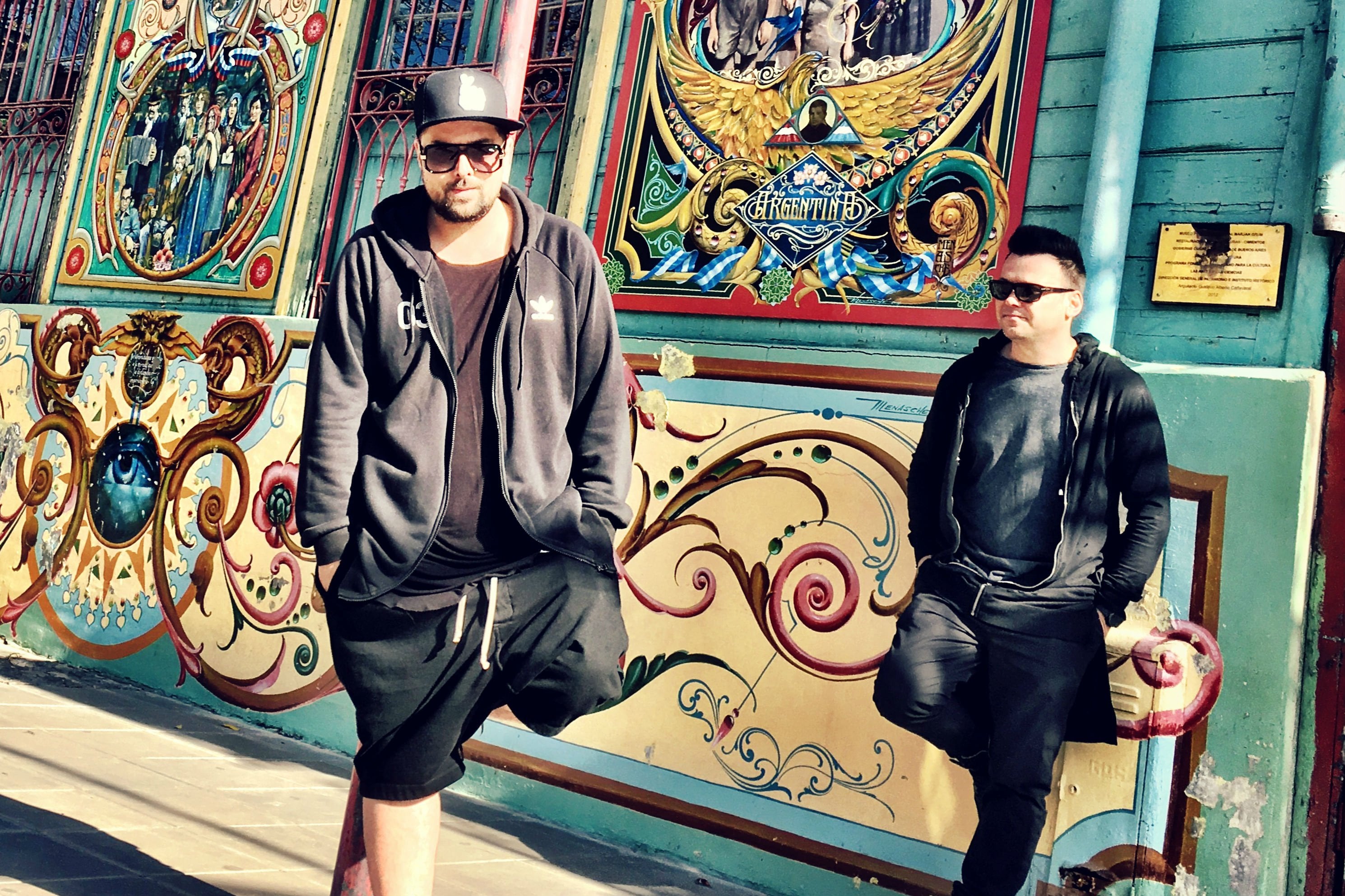 Un actor din Twilight apare in noul videoclip Fly Project